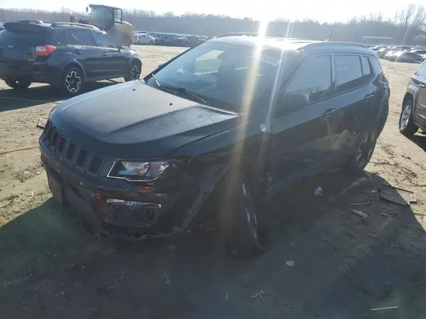 3C4NJDDB6HT689272 2017 JEEP COMPASS - Image 1