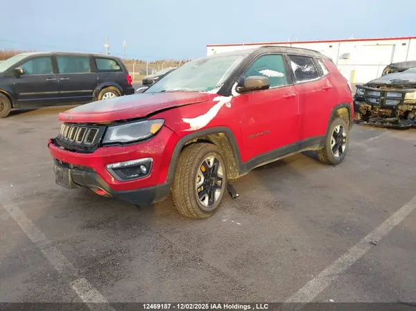 3C4NJDDB6JT128558 2018 JEEP COMPASS - Image 2