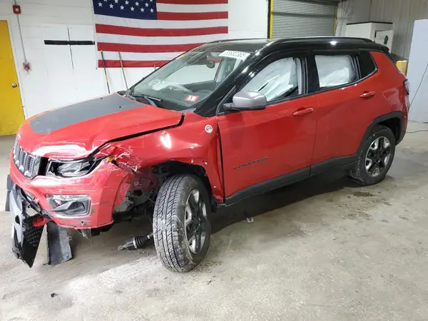 3C4NJDDB6JT147885 2018 JEEP COMPASS - Image 1