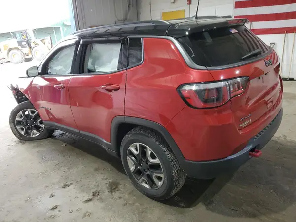 3C4NJDDB6JT147885 2018 JEEP COMPASS - Image 2