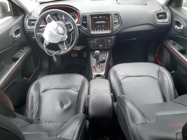 3C4NJDDB6JT187562 2018 JEEP COMPASS - Image 8