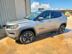 3C4NJDDB6JT199078 2018 JEEP COMPASS