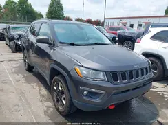 3C4NJDDB6JT210242 2018 JEEP COMPASS