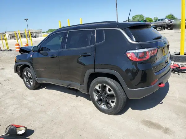 3C4NJDDB6JT231480 2018 JEEP COMPASS - Image 2