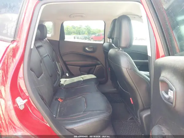 3C4NJDDB6JT234735 2018 JEEP COMPASS - Image 8