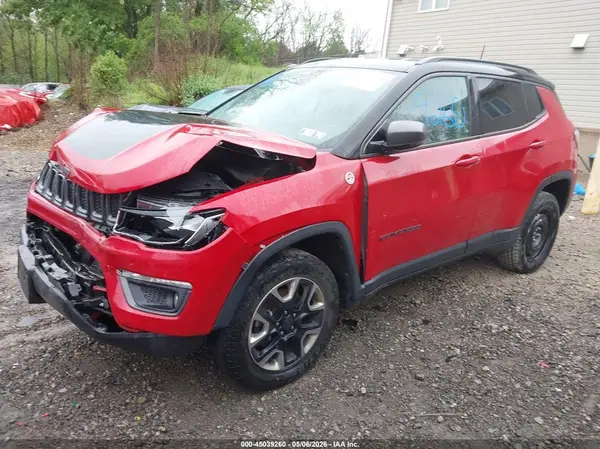 3C4NJDDB6JT234752 2018 JEEP COMPASS - Image 2