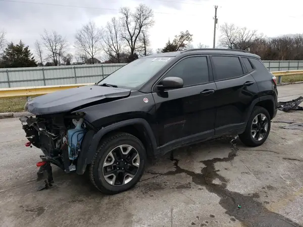 3C4NJDDB6JT238221 2018 JEEP COMPASS - Image 1