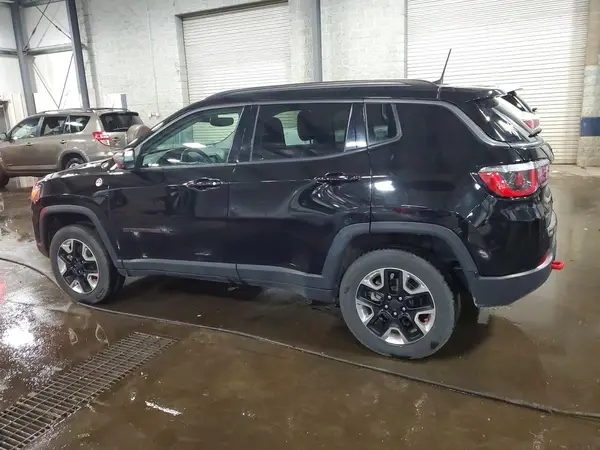 3C4NJDDB6JT262731 2018 JEEP COMPASS - Image 2