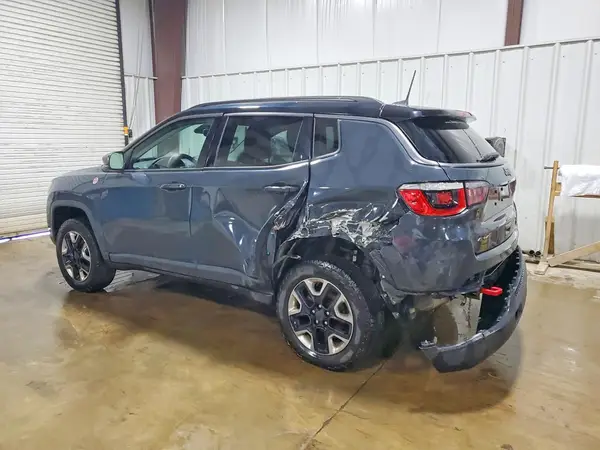 3C4NJDDB6JT308204 2018 JEEP COMPASS - Image 2