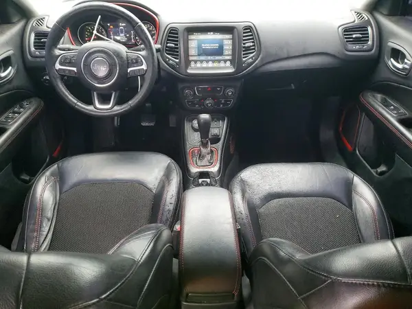 3C4NJDDB6JT367138 2018 JEEP COMPASS - Image 8