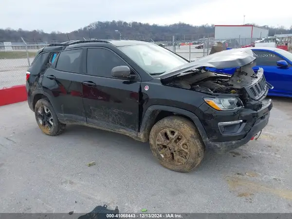 3C4NJDDB6JT442016 2018 JEEP COMPASS - Image 1