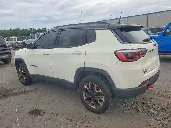 3C4NJDDB6JT451332 2018 JEEP COMPASS - Image 2