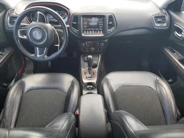 3C4NJDDB6JT451444 2018 JEEP COMPASS - Image 8