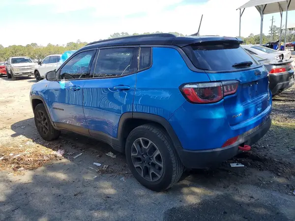 3C4NJDDB6JT481902 2018 JEEP COMPASS - Image 2