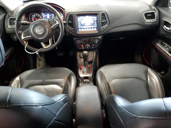3C4NJDDB6JT501128 2018 JEEP COMPASS - Image 8