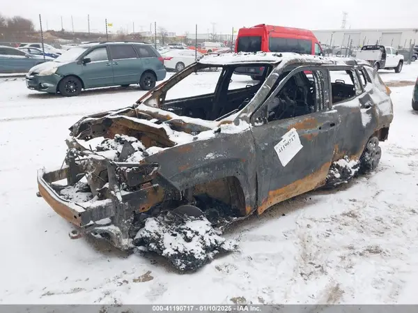 3C4NJDDB6KT597781 2019 JEEP COMPASS - Image 2
