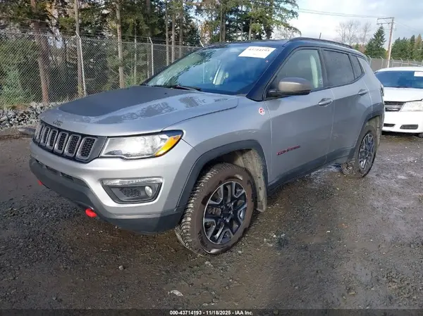 3C4NJDDB6KT597893 2019 JEEP COMPASS - Image 2