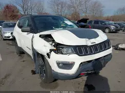 3C4NJDDB6KT627930 2019 JEEP COMPASS