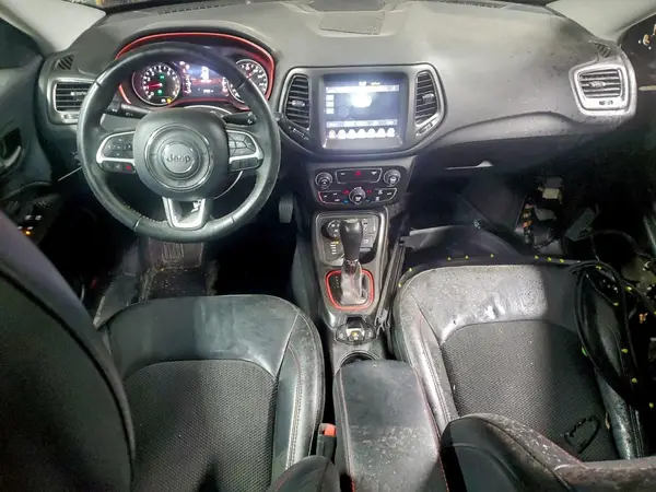 3C4NJDDB6KT650317 2019 JEEP COMPASS - Image 8