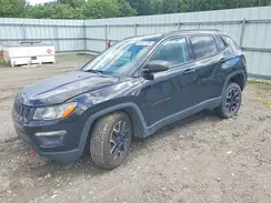 3C4NJDDB6KT660586 2019 JEEP COMPASS