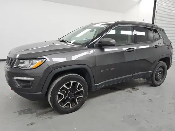 3C4NJDDB6KT671071 2019 JEEP COMPASS - Image 1