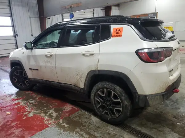3C4NJDDB6KT721239 2019 JEEP COMPASS - Image 2
