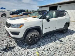 3C4NJDDB6KT721256 2019 JEEP COMPASS