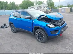 3C4NJDDB6KT728952 2019 JEEP COMPASS