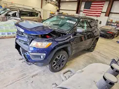 3C4NJDDB6KT733245 2019 JEEP COMPASS