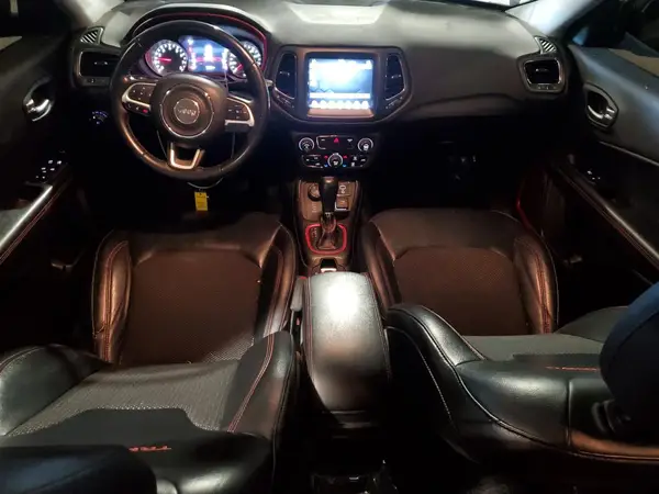 3C4NJDDB6KT740051 2019 JEEP COMPASS - Image 8