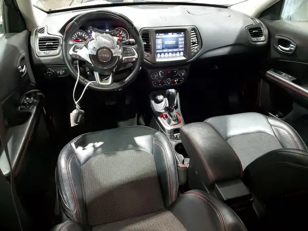 3C4NJDDB6KT756542 2019 JEEP COMPASS - Image 8