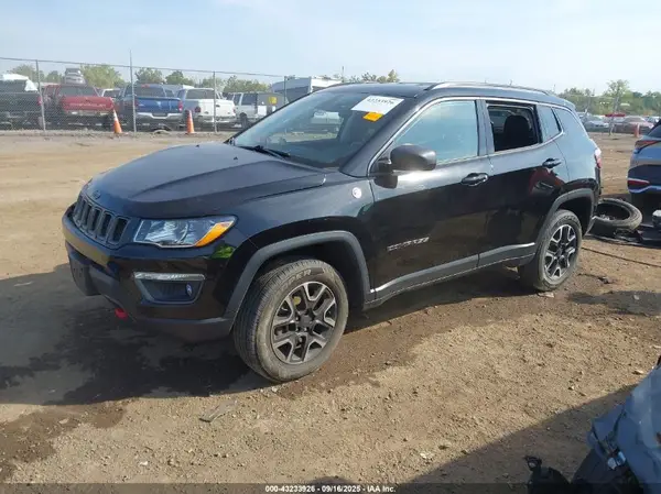 3C4NJDDB6LT138770 2020 JEEP COMPASS - Image 2