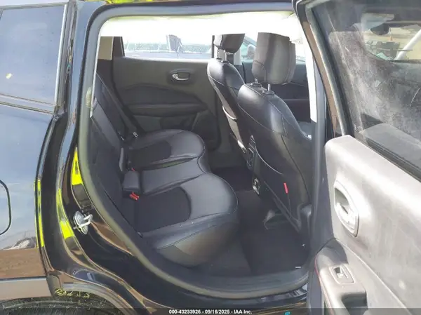 3C4NJDDB6LT138770 2020 JEEP COMPASS - Image 8