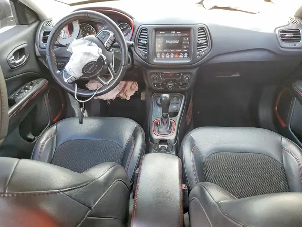 3C4NJDDB6LT145153 2020 JEEP COMPASS - Image 8