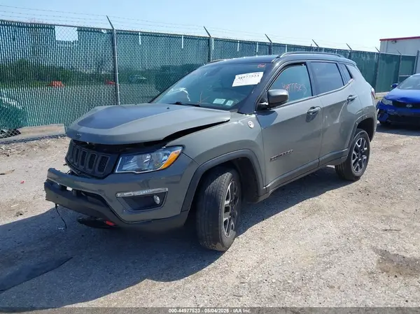 3C4NJDDB6LT151373 2020 JEEP COMPASS - Image 2