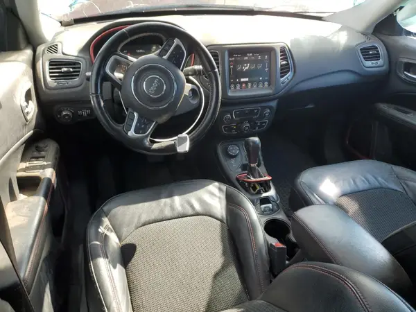3C4NJDDB6LT159828 2020 JEEP COMPASS - Image 8