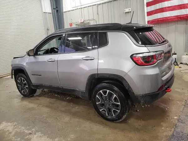 3C4NJDDB6LT177715 2020 JEEP COMPASS - Image 2