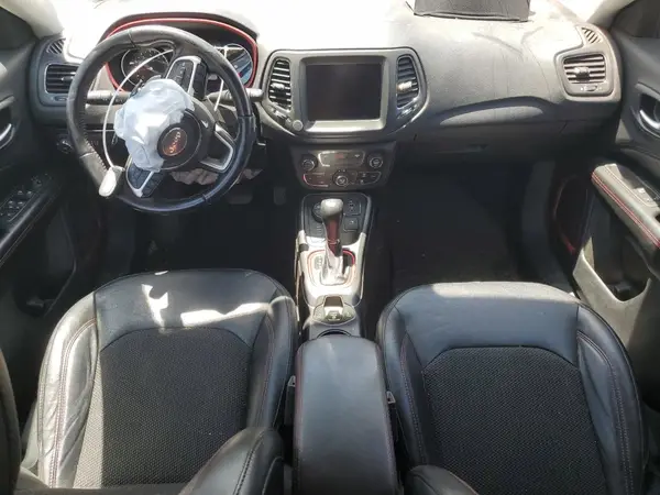 3C4NJDDB6LT195566 2020 JEEP COMPASS - Image 8