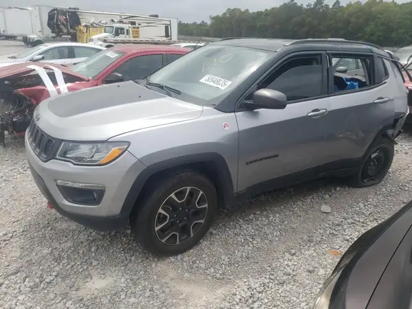 3C4NJDDB6LT195731 2020 JEEP COMPASS - Image 1