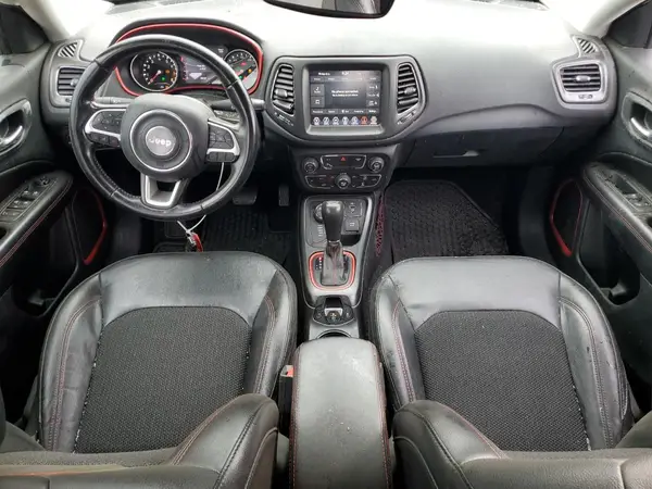 3C4NJDDB6LT230607 2020 JEEP COMPASS - Image 8