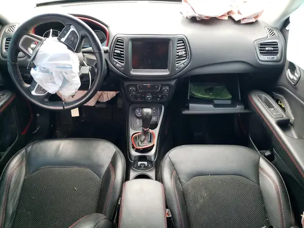 3C4NJDDB6LT239324 2020 JEEP COMPASS - Image 8