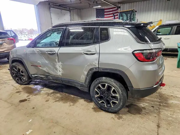 3C4NJDDB6MT520055 2021 JEEP COMPASS - Image 2