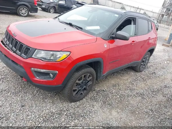 3C4NJDDB6MT557087 2021 JEEP COMPASS - Image 2