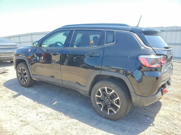 3C4NJDDB6MT573094 2021 JEEP COMPASS - Image 2