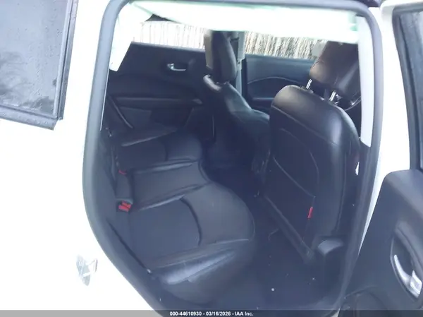 3C4NJDDB6MT590462 2021 JEEP COMPASS - Image 8