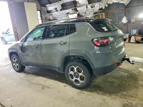 3C4NJDDB6NT120823 2022 JEEP COMPASS - Image 2