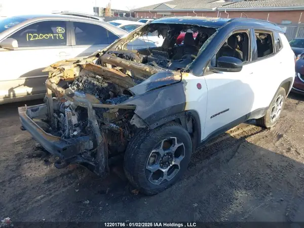 3C4NJDDB6NT150680 2022 JEEP COMPASS - Image 2