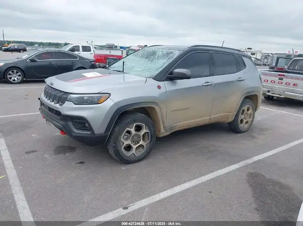 3C4NJDDB6NT161257 2022 JEEP COMPASS - Image 2