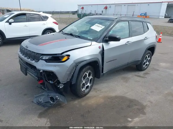 3C4NJDDB6NT234157 2022 JEEP COMPASS - Image 2