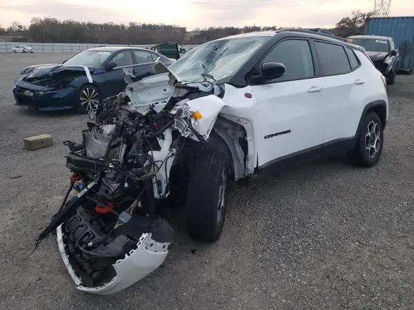 3C4NJDDB6NT235454 2022 JEEP COMPASS - Image 1